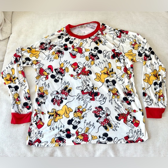 Disney x Macy’s Parade Balloon Matching Family PJs (unisex) Size M - Picture 4 of 6